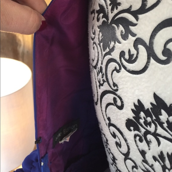 Vintage Double Peplum Deep V Back Dress - Picture 5 of 6